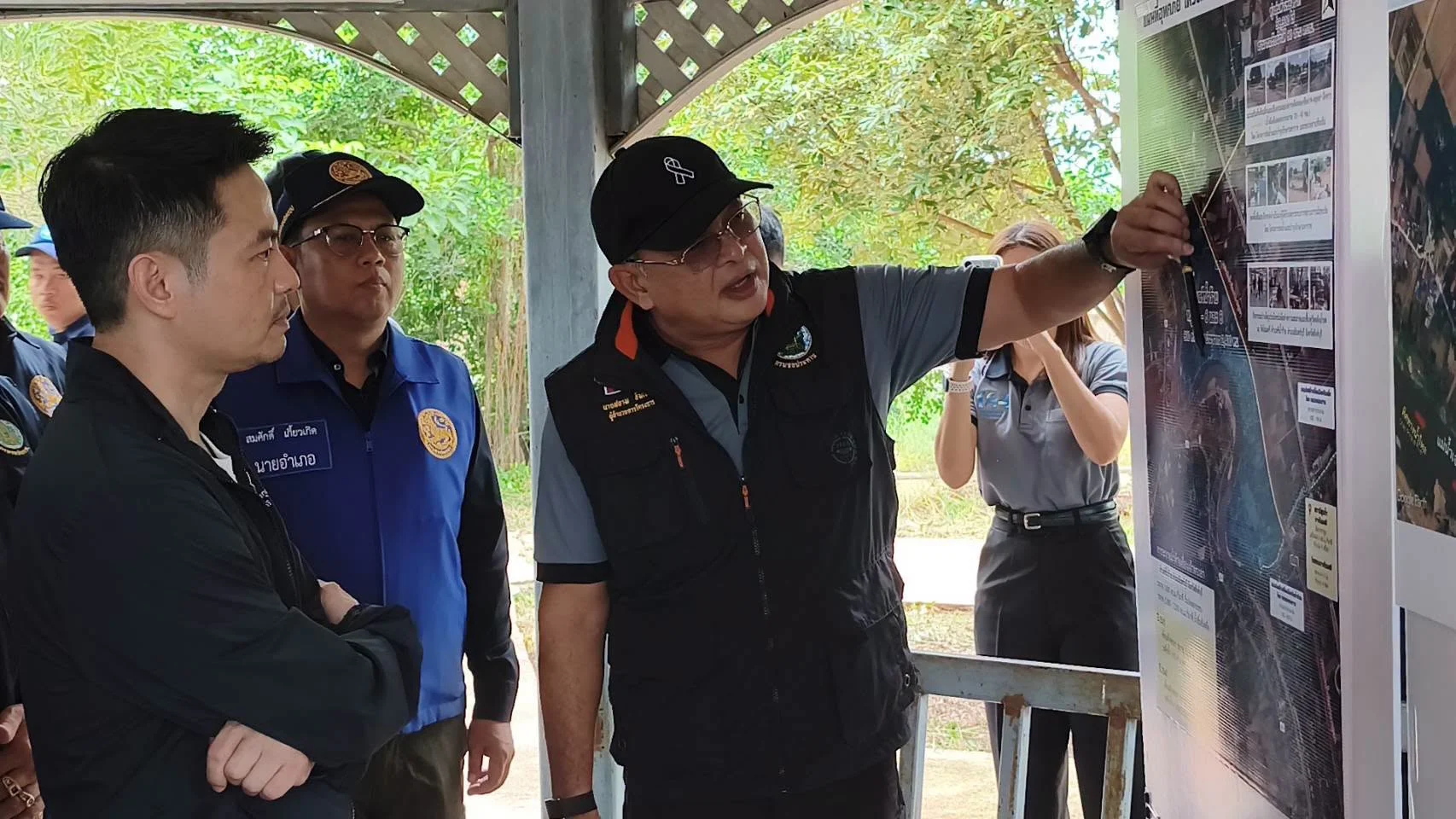 เร่งปิดจุดเสี่ยงน้ำท่วมสิงห์บุรี! "ภราดร" ลุยตรวจเข้มแผนรับมือน้ำเหนือ