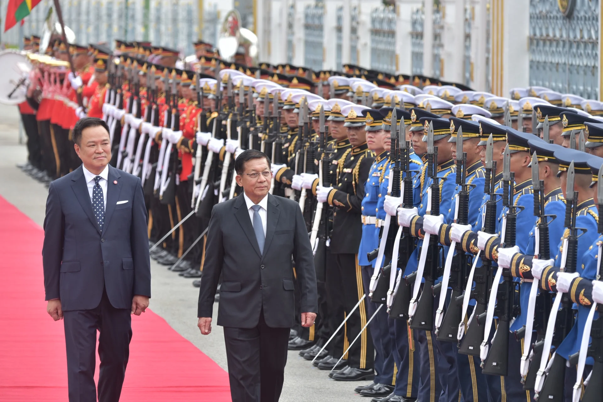 ไทย-เมียนมา ถกข้อราชการเต็มคณะ ตึกไทยคู่ฟ้า มุ่งแก้ปัญหาข้ามแดนและสร้างเสถียรภาพชายแดน