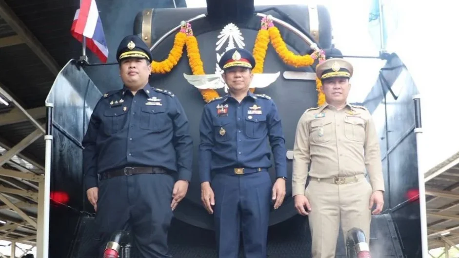 หัวลำโพงคึกคัก รฟท.เปิดทริปรถจักรไอน้ำวันแม่ กรุงเทพฯ–ฉะเชิงเทรา