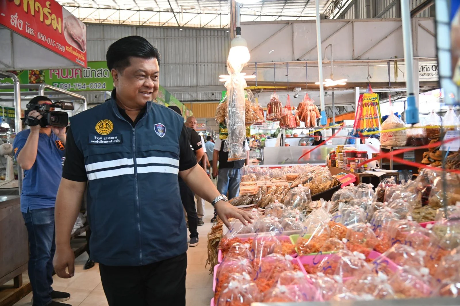 เช็กตลาดรับสารทจีน! กรมการค้าภายใน คุมเข้มป้ายราคา-ตาชั่ง ประสานเพิ่มสต็อกไข่ไก่