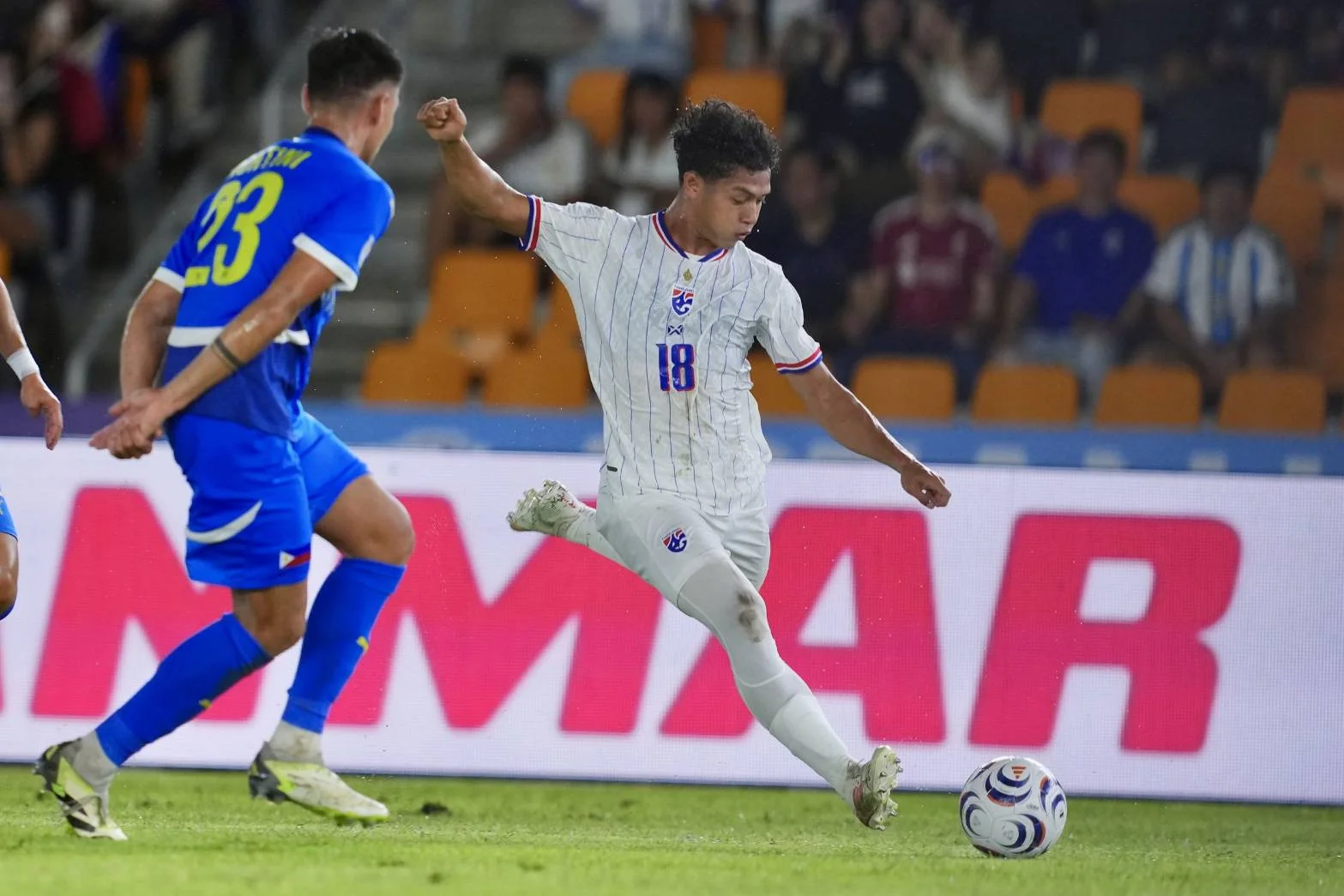 ช้างศึก เชือด ฟิลิปปินส์ 1-0 เก็บ 9 แต้มเต็ม