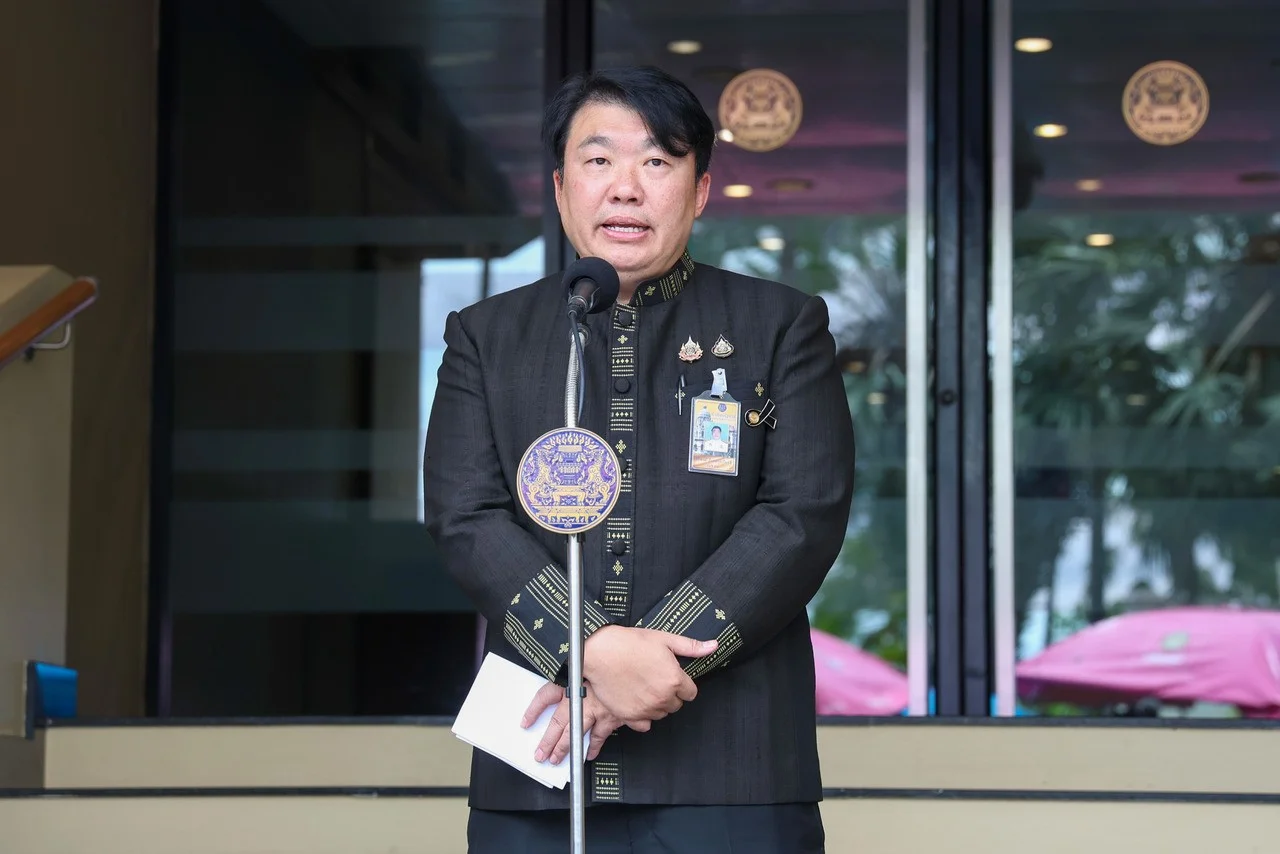 รถยนต์เกิน 20 ปี–มอเตอร์ไซค์เกิน 15 ปี ไม่ถูกตัดสิทธิบัตรคนจน