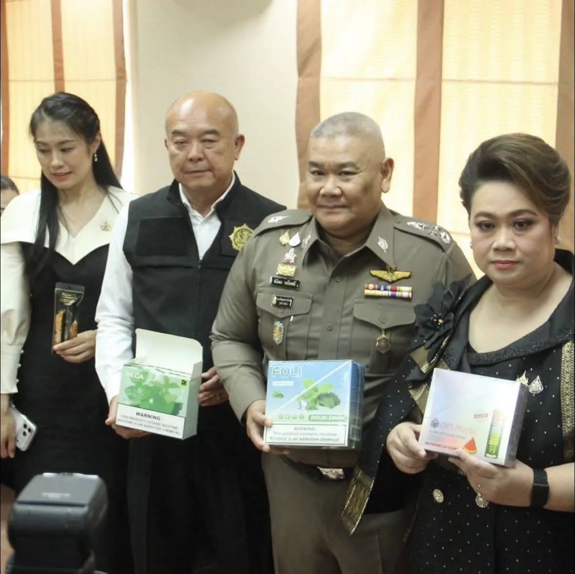 เปิดปฏิบัติการกวาดล้างบุหรี่ไฟฟ้าตลาดคลองถม