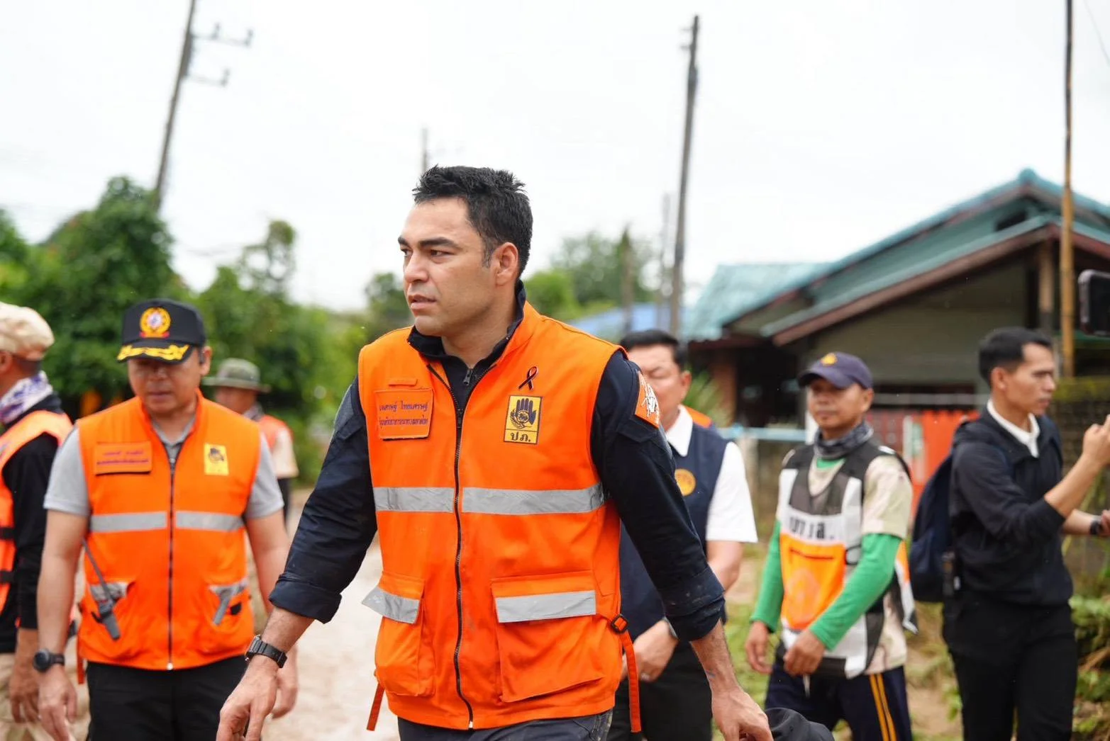 เจเศรษฐ์ สั่งกรมโยธาฯ เดินหน้าคันป้องกันน้ำท่วม