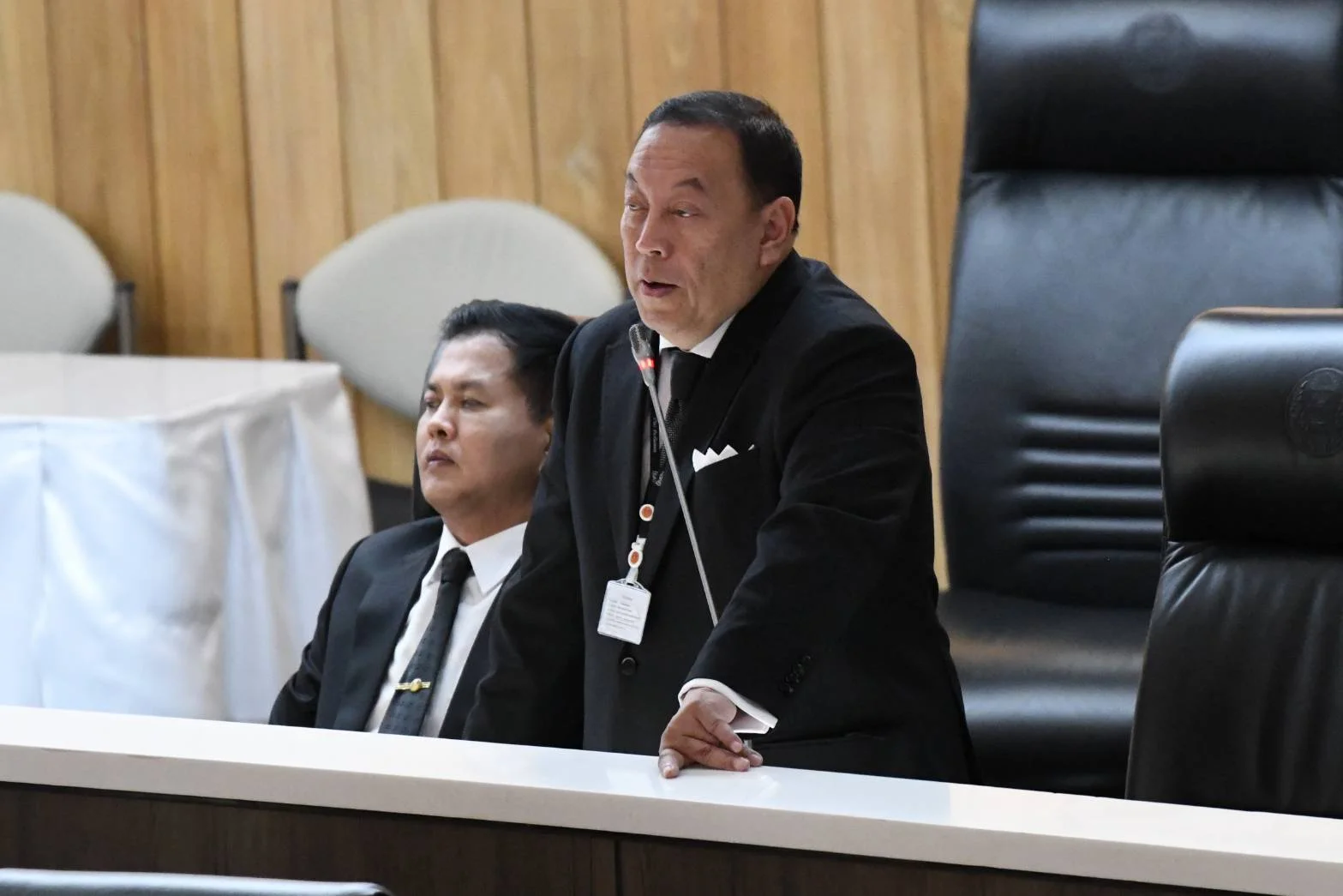 “จุติ” หนุน พ.ร.ก.กู้เงินเปลี่ยนผ่านพลังงาน