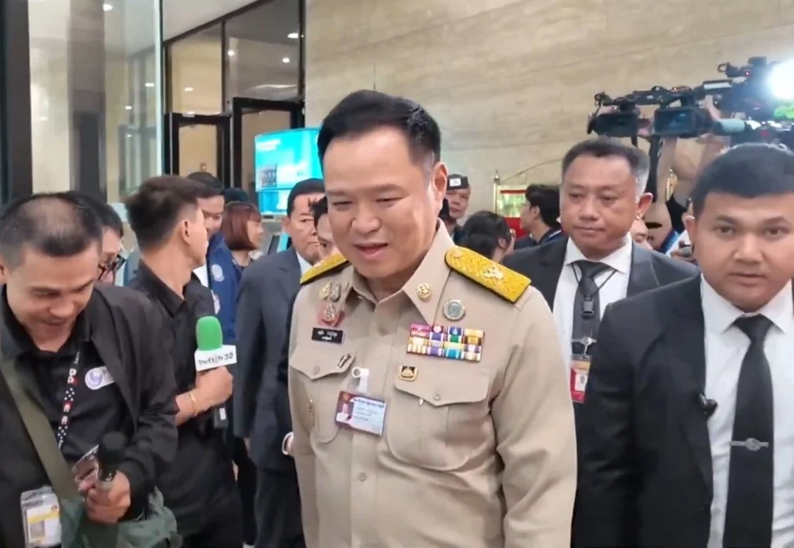 นายกฯ ลั่นคดีทุจริตสอบท้องถิ่นไม่มีข้อยกเว้น ใครผิดต้องถูกดำเนินคดี